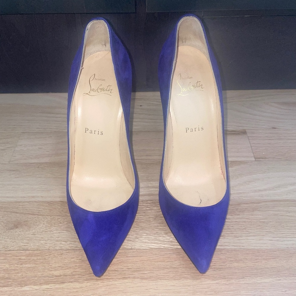 LIKE NEW Christian Louboutin Pigalle Follies Veau Velours-100 (Size 37